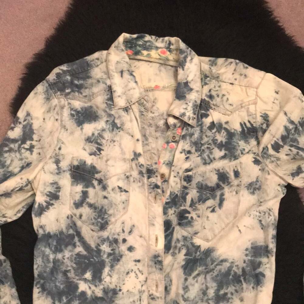 Blank NYC acid wash tie dye chambray shirt small - Picture 2 of 6